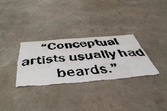 Les artistes conceptuels avaient habituellement la barbe par Tara Lynn MacDougall